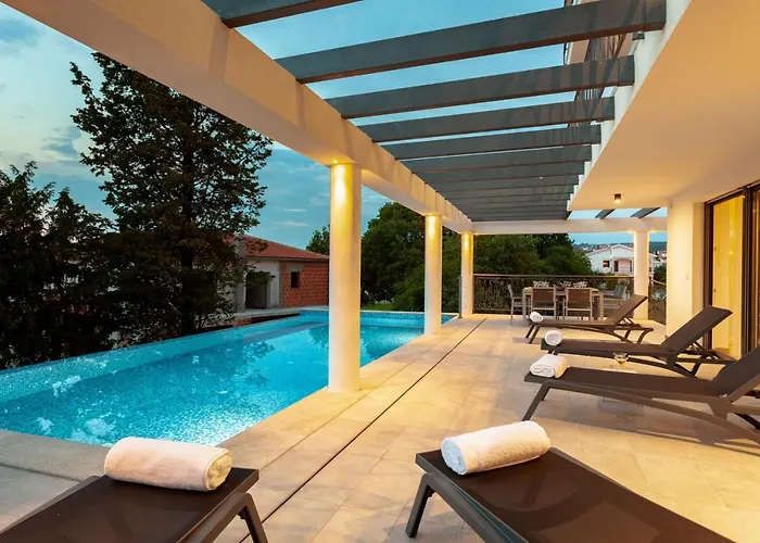 Vila Luxury Rivabel *