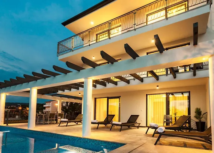 Luxury Rivabel Vila *