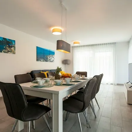 Luxury Rivabel וילה *