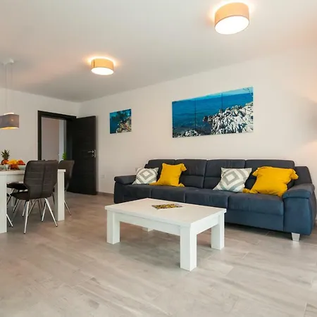 Luxury Rivabel וילה *