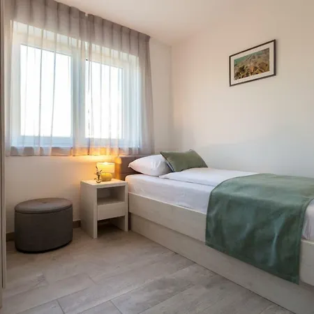 Luxury Rivabel מאלינסקה