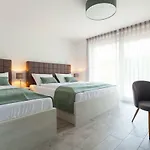 Luxury Rivabel فيلة