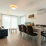 Luxury Rivabel